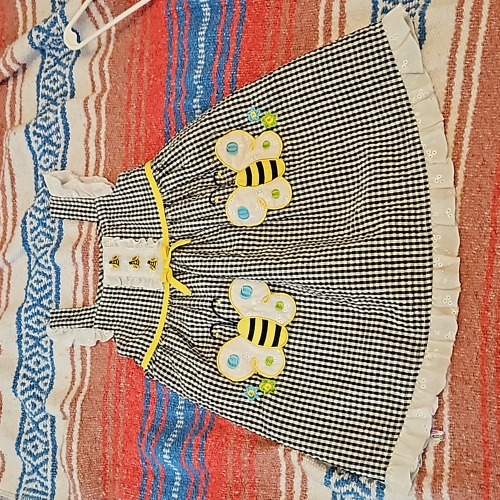 Bee dress